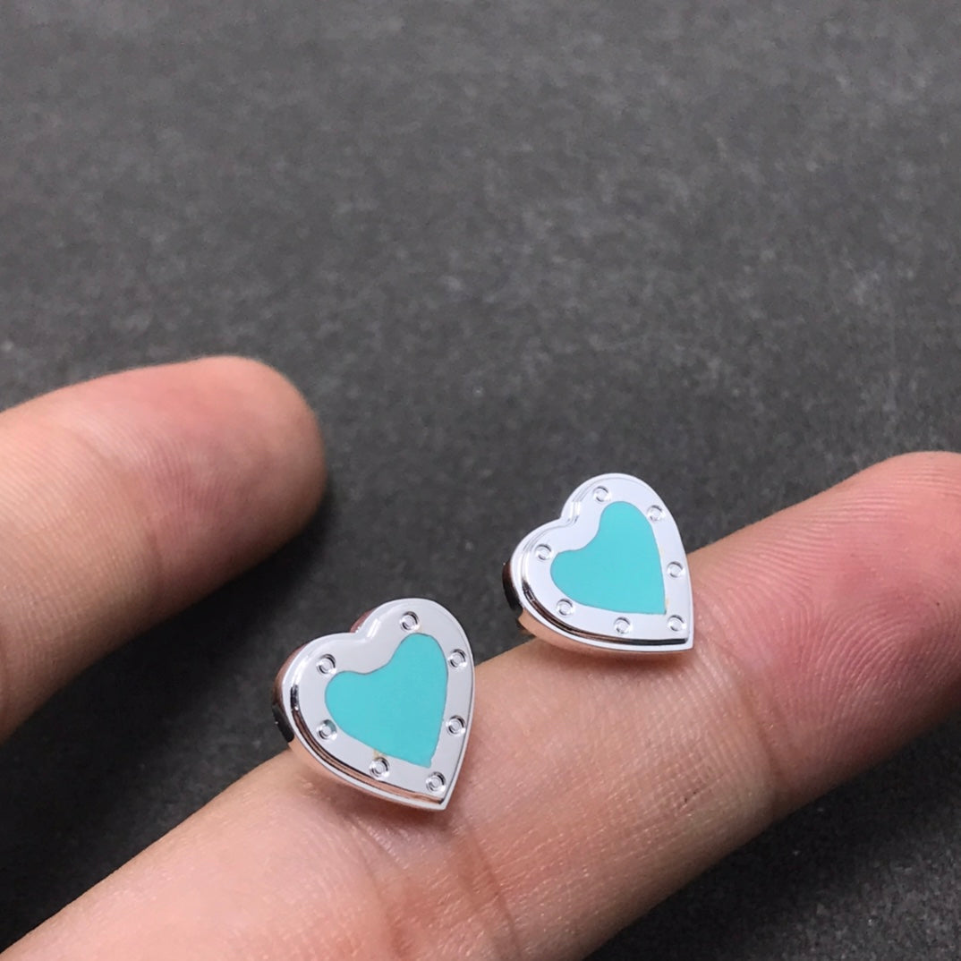 [Resenly Jewelry]ハートスタッドシルバーピアス