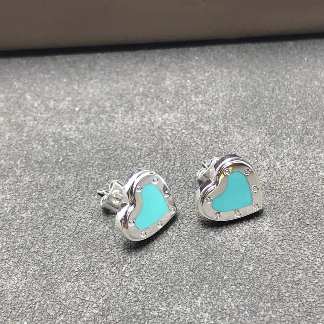 [Resenly Jewelry]ハートスタッドシルバーピアス