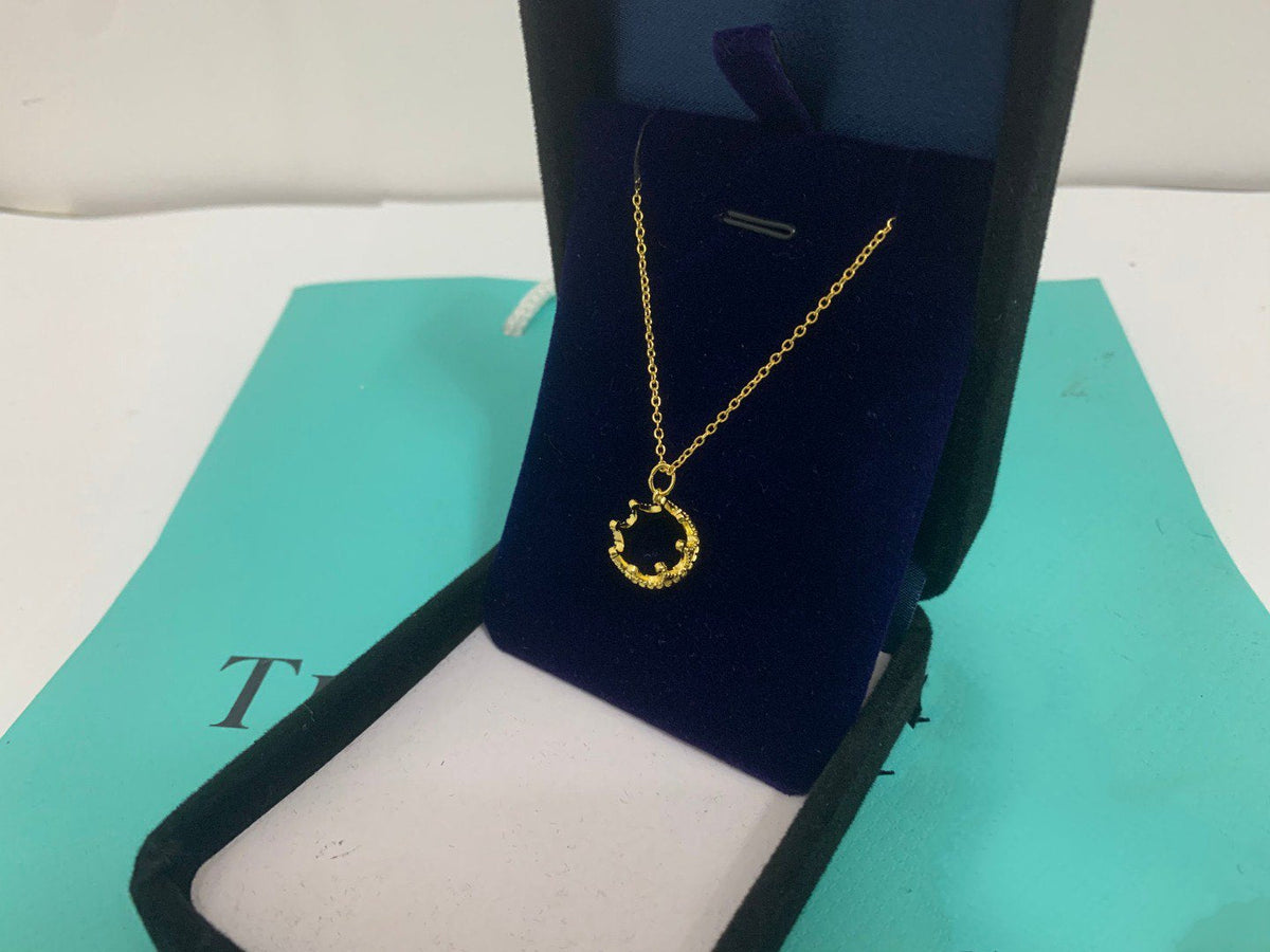 [Resenly Jewelry] クラウンネックレス メルカリ