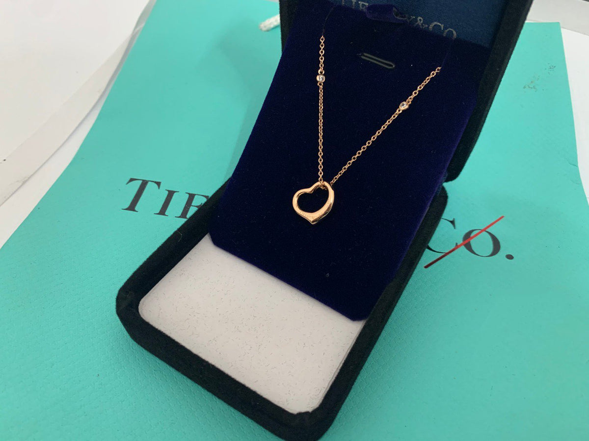 {
  "Resenly Jewelry": "Resenly Jewelry",
  "HEART NECKLACE PENDANT STERLING": "ハートネックレス ペンダント スターリングシルバー"
}