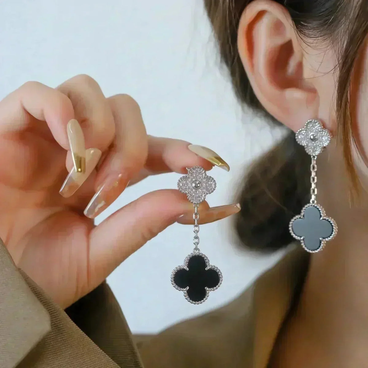 [Resenly Jewelry]CLOVER 2 MOTIFS  DIAMOND ONYX EARRINGS SILVER