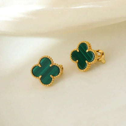 {
  "Resenly Jewelry": "Resenly Jewelry",
  "CLOVER MEDIUM 1 MOTIFS MALACHITE  EARRINGS": "クローバー ミディアム 1モチーフ マラカイト ピアス"
}