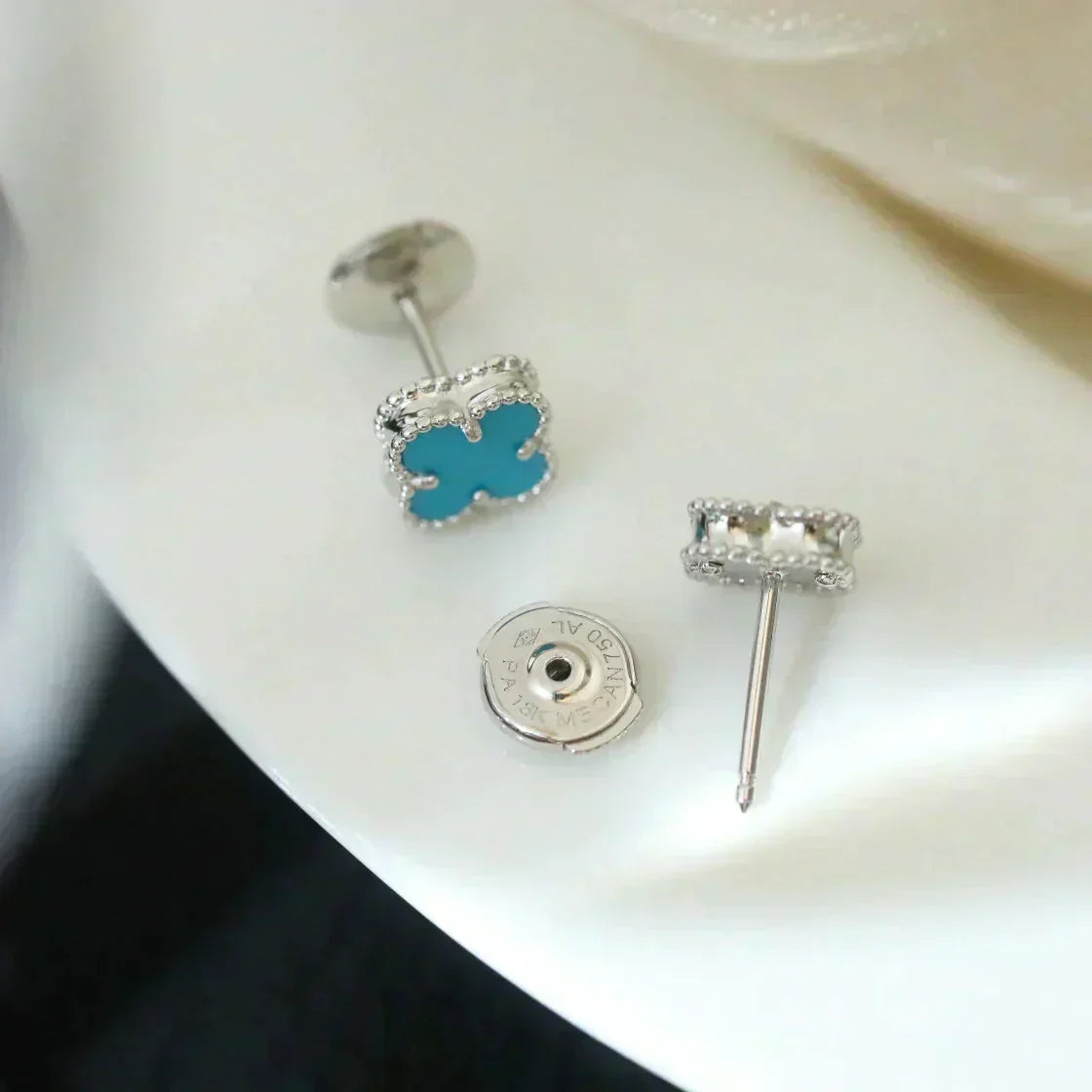 [Resenly Jewelry] クローバー ミニ 9.5MM オニキス スタッドピアス シルバー