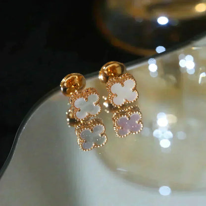 [Resenly Jewelry] クローバー ミニ 9.5MM ホワイトマザーオブパール ピアス