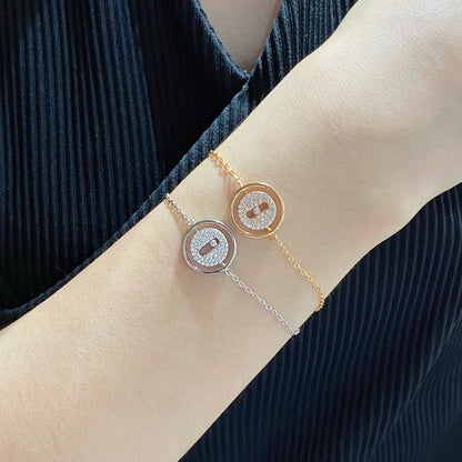 {
  "Resenly Jewelry": "レゼンリー・ジュエリー",
  "LUCKY MOVE DIAMOND PAVED BRACELET": "ラッキー ムーブ ダイヤモンド パヴェ ブレスレット"
}