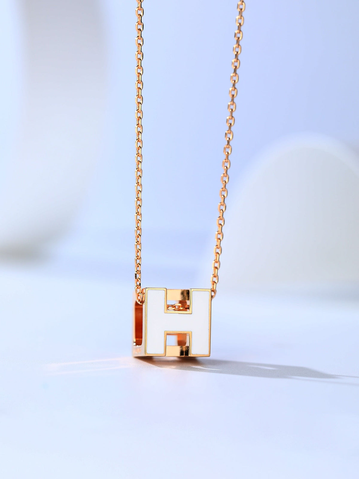 [Resenly Jewelry]H CAGE PINK GOLD NECKLACE