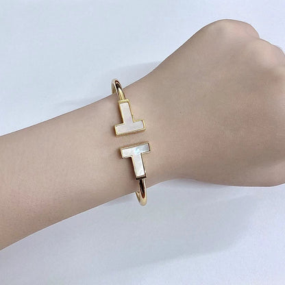 [Resenly Jewelry]T WIDE MOP OPEN BRACELET