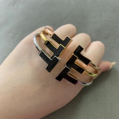 [Resenly Jewelry]T WIDE ONYX OPEN BRACELET