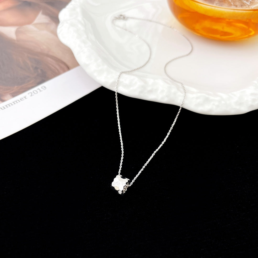 [Resenly Jewelry]BEE MINI PEDANT DIAMOND NECKLACE