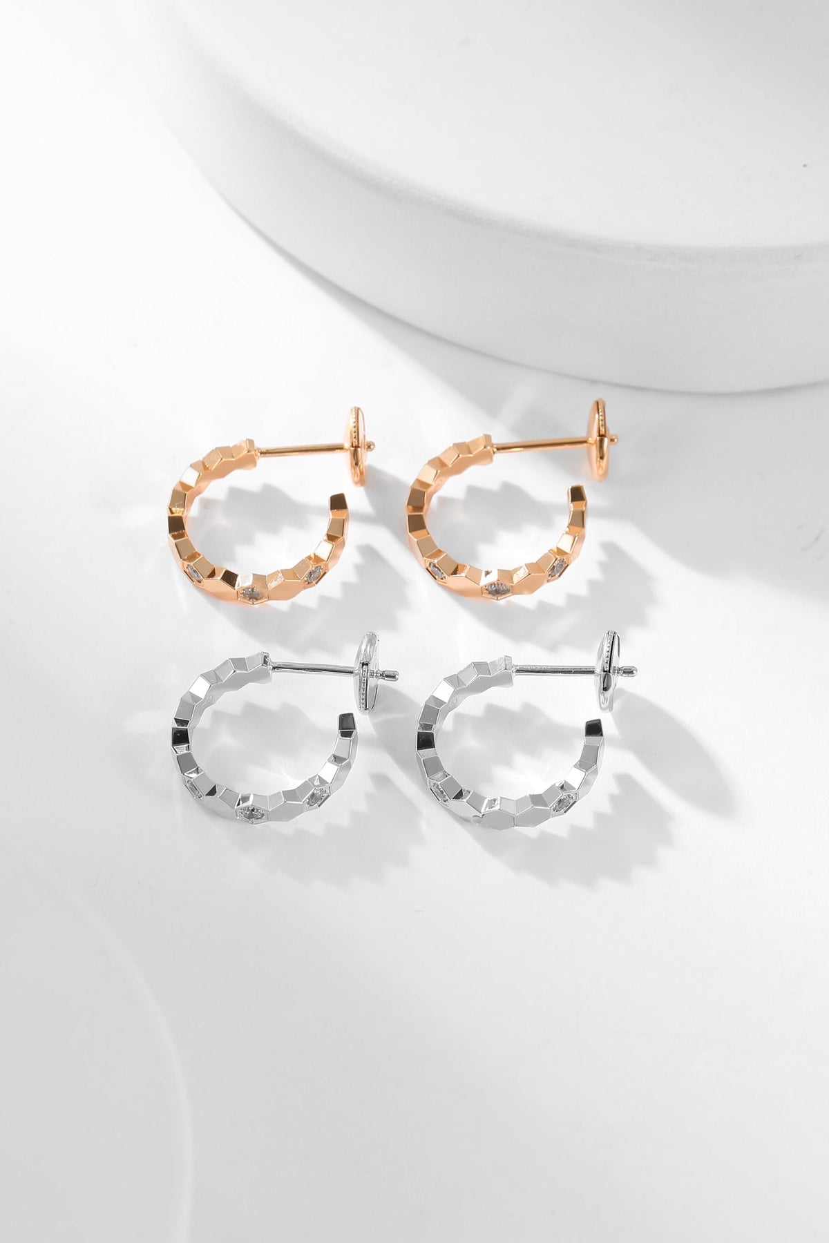 [Resenly Jewelry]BEE LOVE DIAMOND HOOP EARRINGS
