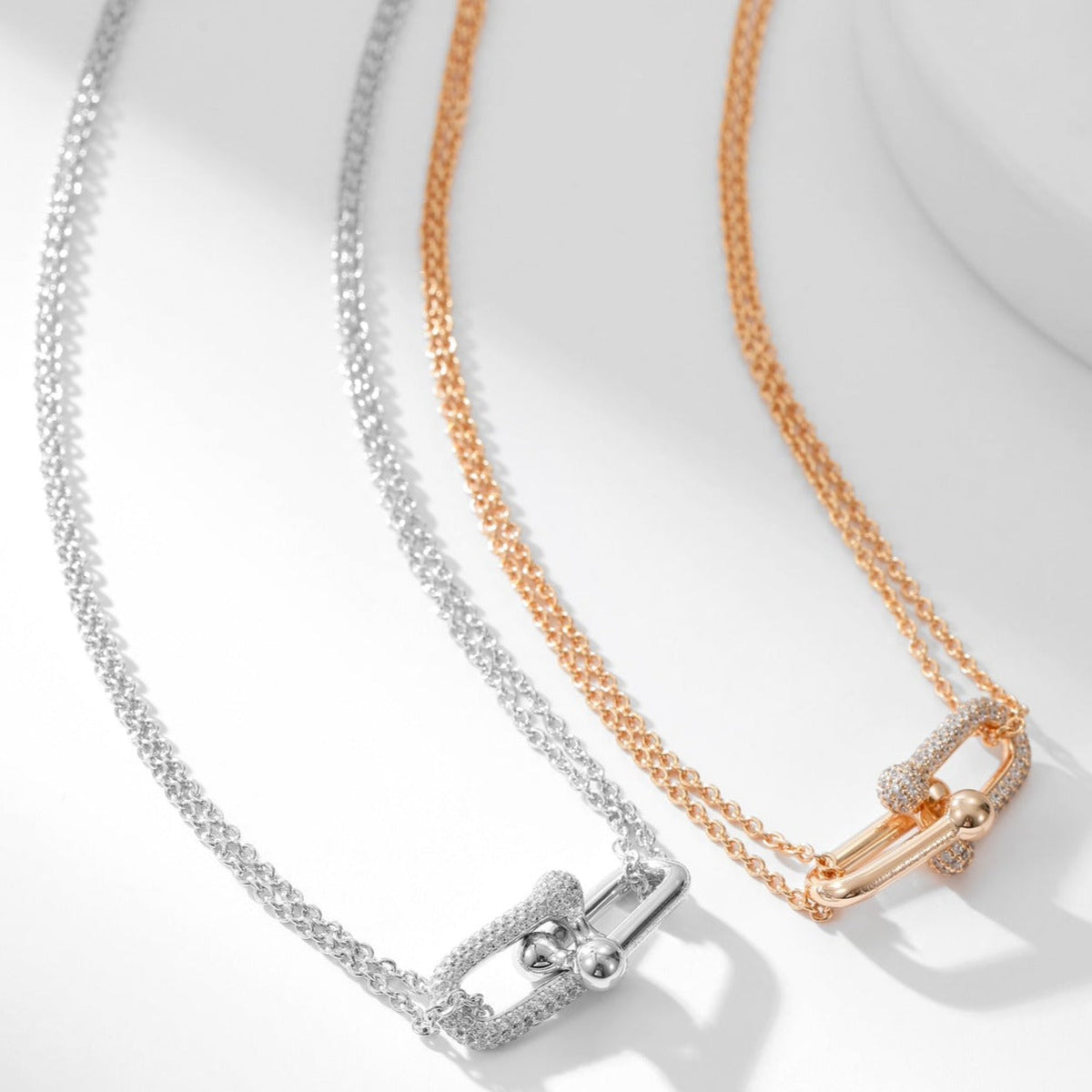 {
  "Resenly Jewelry": "レゼンリー・ジュエリー",
  "HARDWEAR DIAMOND PEDANT DOUBLE CHAIN NECKLACE": "ハードウェア ダイヤモンド ペンダント ダブルチェーンネックレス"
}