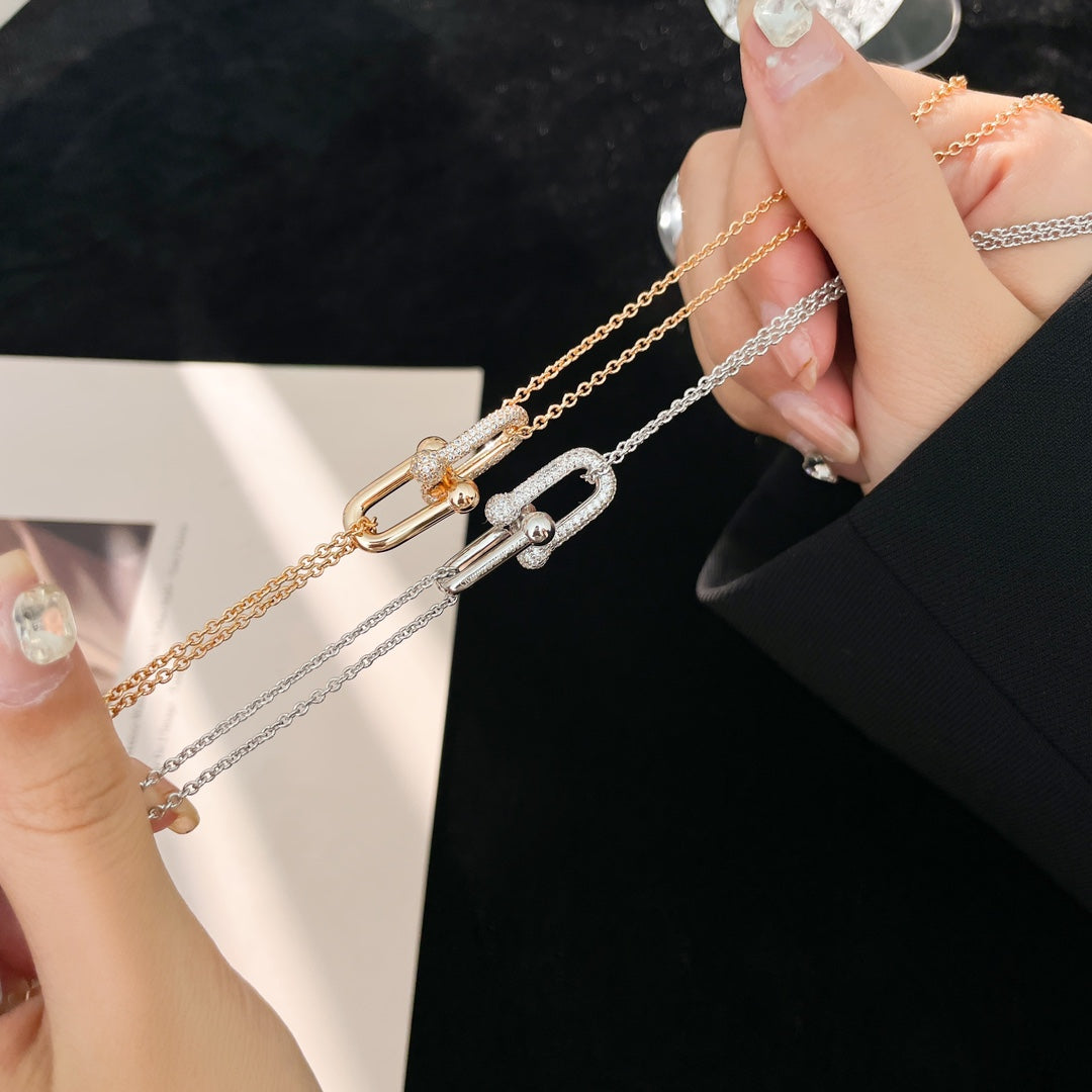 {
  "Resenly Jewelry": "レゼンリー・ジュエリー",
  "HARDWEAR DIAMOND PEDANT DOUBLE CHAIN NECKLACE": "ハードウェア ダイヤモンド ペンダント ダブルチェーンネックレス"
}
