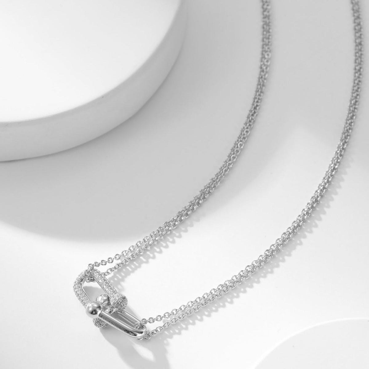 {
  "Resenly Jewelry": "レゼンリー・ジュエリー",
  "HARDWEAR DIAMOND PEDANT DOUBLE CHAIN NECKLACE": "ハードウェア ダイヤモンド ペンダント ダブルチェーンネックレス"
}