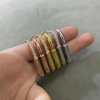 [Resenly Jewelry]LOCK MEDIUM DIAMNOND EARRINGS