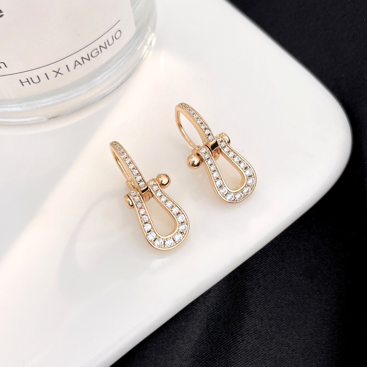 {"[Resenly Jewelry]FORCE 10 FULL DIAMOND DROP EARRINGS MEDIUM MODEL": "[Resenly Jewelry] フォース10 フルダイヤモンド ドロップピアス ミディアムモデル"}