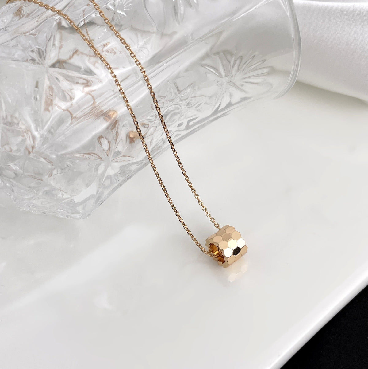 [Resenly Jewelry]BEE MINI NECKLACE