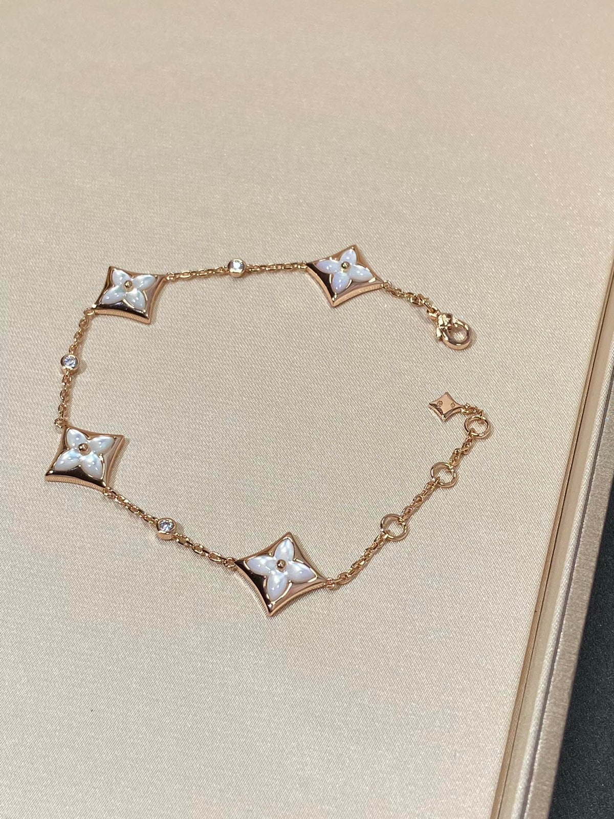 [Resenly Jewelry]STAR 4 MOTIF MOP DIAMOND PINK GOLD BRACELET