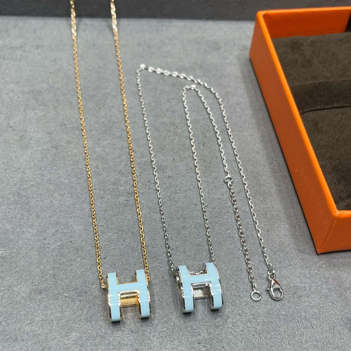 [Resenly Jewelry]POP H SKY BLUE NECKLACE