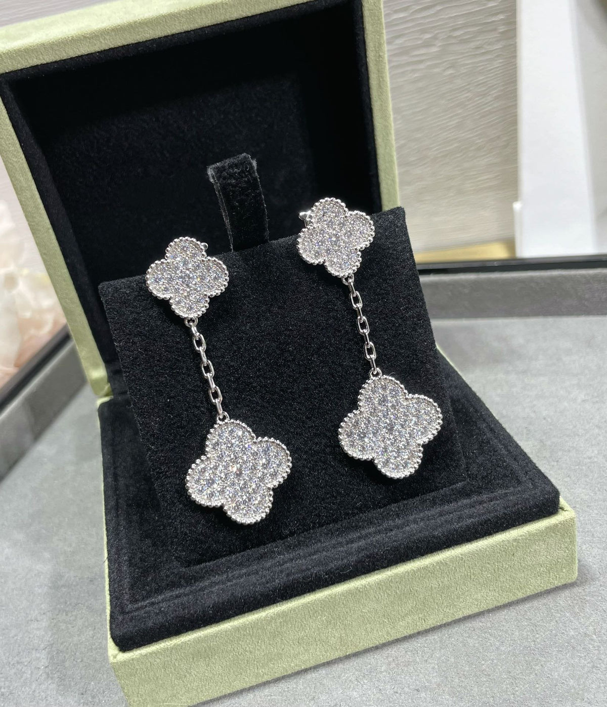 [Resenly Jewelry]CLOVER 2 MOTIFS DIAMOND PAVED SILVER EARRINGS