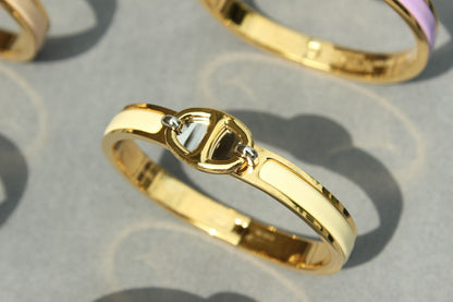 {
  "Resenly Jewelry": "リゼンリー・ジュエリー",
  "CLIC CHAINE GOLD BRACELET": "クリック・シェーヌ・ゴールドブレスレット"
}