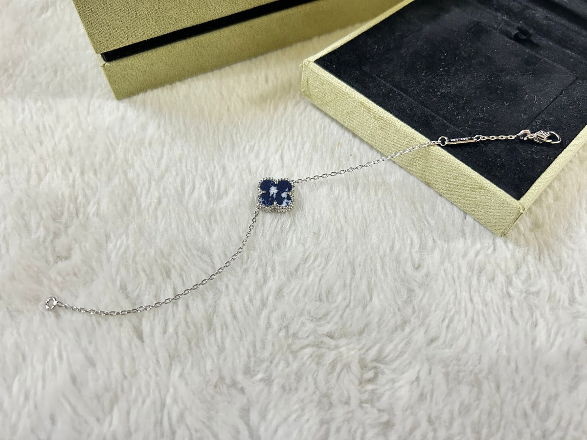 [Resenly Jewelry] クローバー1モチーフ ピーターサイト ブレスレット