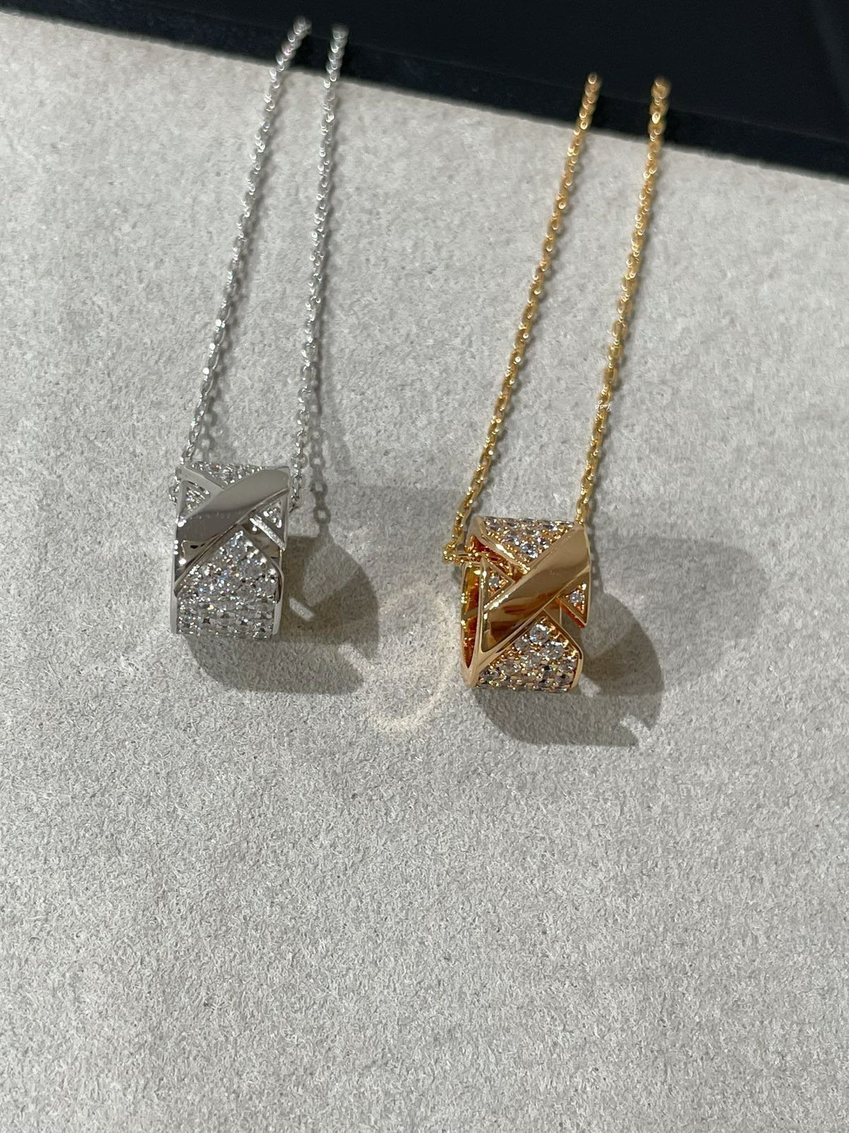 [Resenly Jewelry]LIENS EVIDENCE DIAMOND PAVED NECKLACE