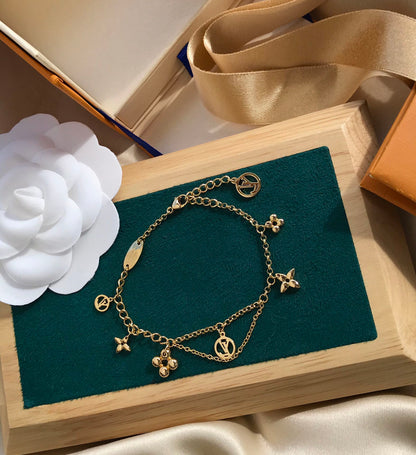 {
  "Resenly Jewelry": "Resenly Jewelry",
  "BLOOMING PINK GOLD MOP BRACELET": "ブルーミング ピンクゴールド MOP ブレスレット"
}