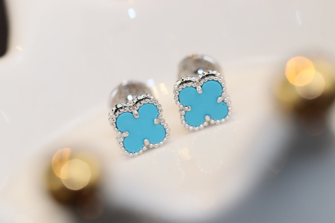 [Resenly Jewelry] クローバー ミニ ターコイズ シルバー スタッドピアス