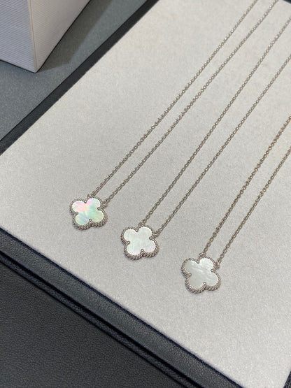 [Resenly Jewelry]CLOVER MEDIUM SILVER WHITE MOP NECKLACE