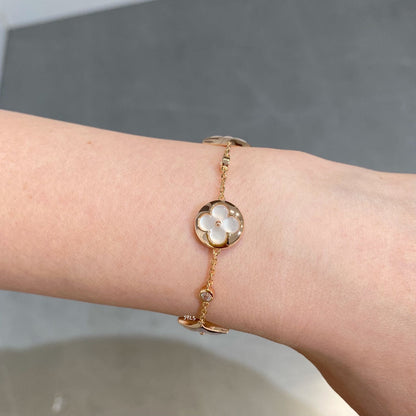 {
  "Resenly Jewelry": "Resenly Jewelry",
  "STAR AND SUN 4 MOTIF WHITE MOP PINK GOLD BRACELET": "スター＆サン 4モチーフ ホワイトMOP ピンクゴールドブレスレット"
}