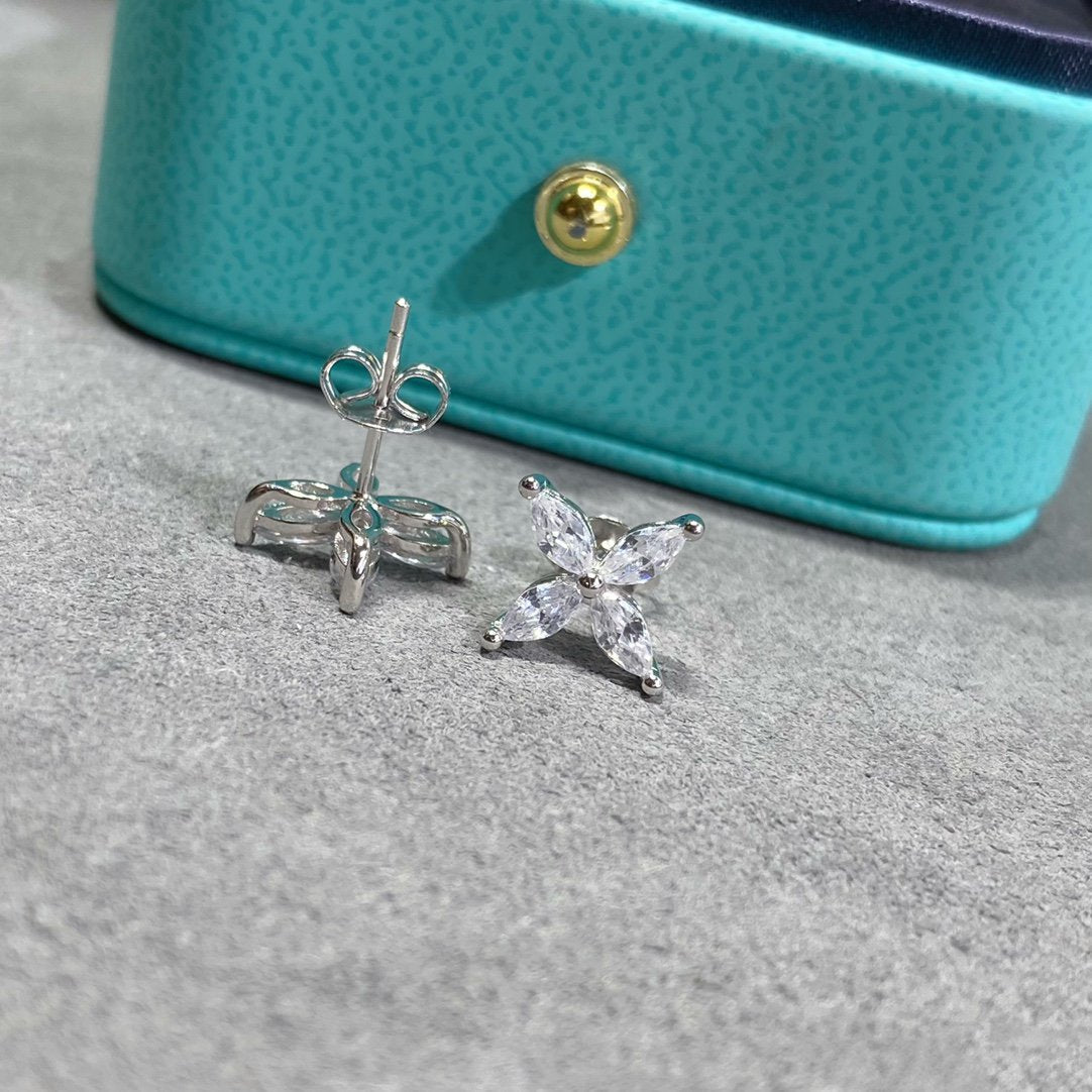 [Resenly Jewelry]VICTORIA SILVER DIAMOND STUD MINI EARRINGS
