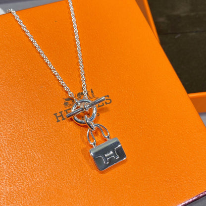 [Resenly Jewelry] コンスタンス ペンダント シルバーネックレス
