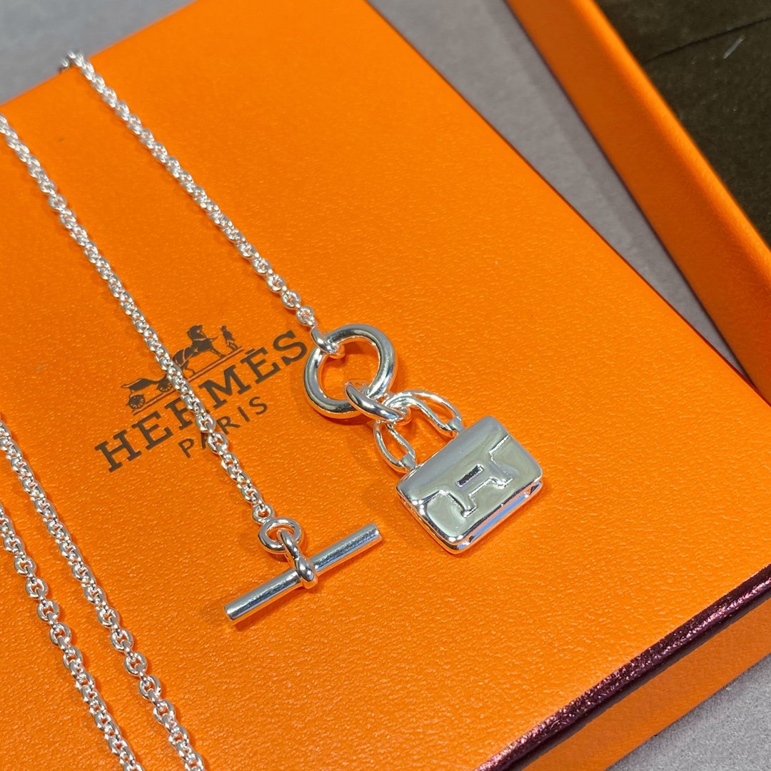 [Resenly Jewelry] コンスタンス ペンダント シルバーネックレス