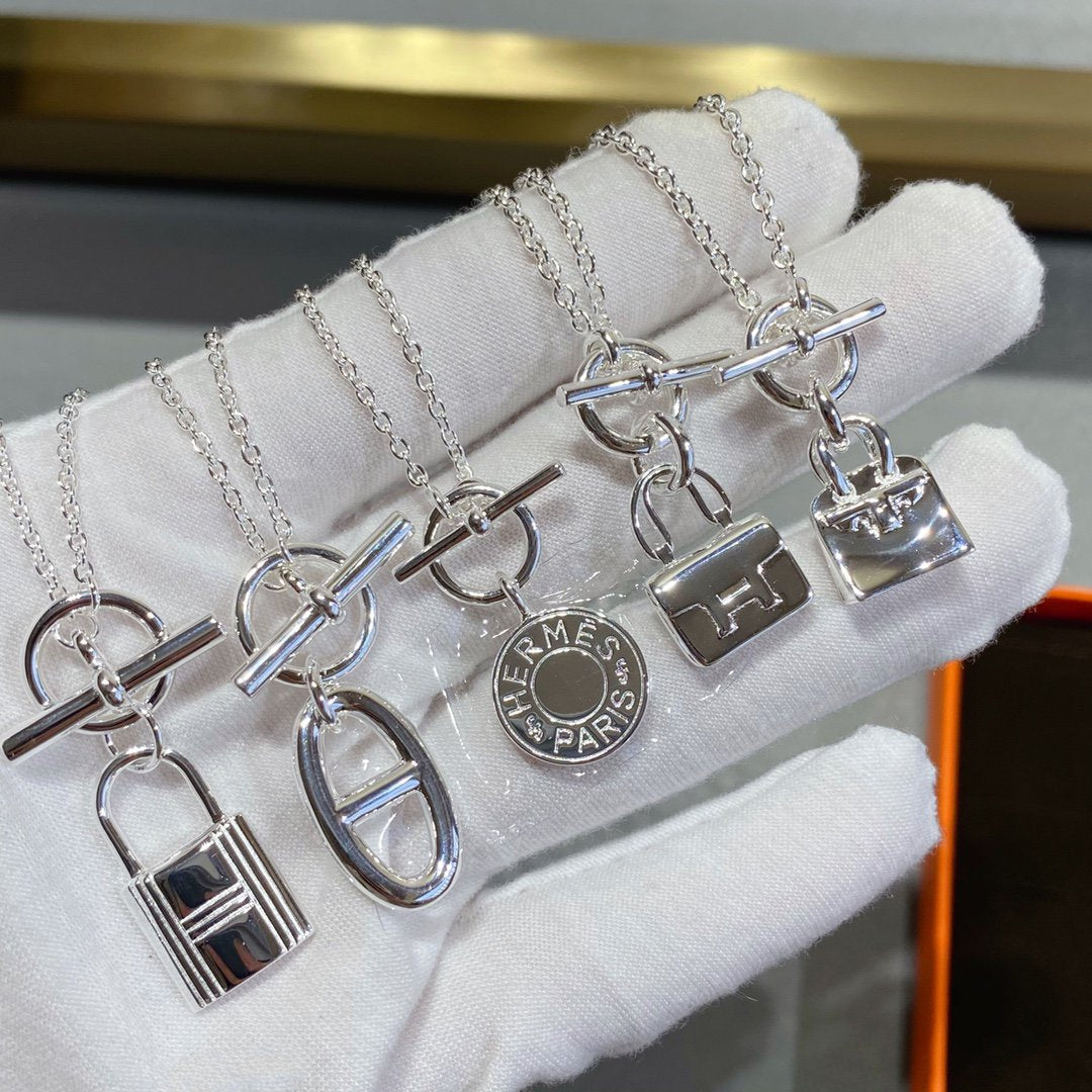 [Resenly Jewelry] コンスタンス ペンダント シルバーネックレス