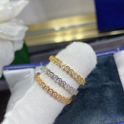 {
  "Resenly Jewelry": "Resenly Jewelry",
  "BEE LOVE DIAMOND PAVED SMALL RING": "BEE LOVE ダイヤモンド パヴェ スモールリング"
}