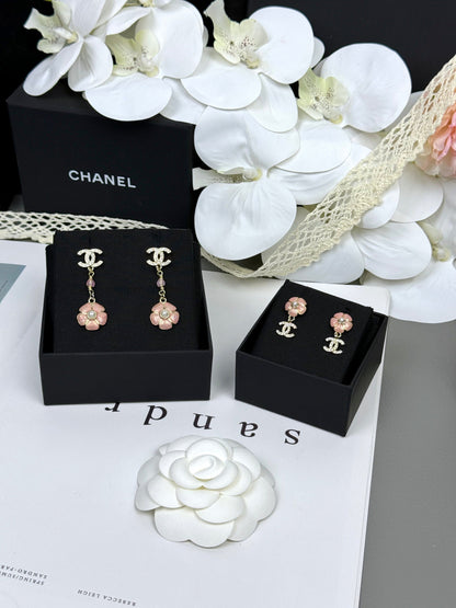 [Resenly Jewelry]26C Pink Camellia Enamel Pendant with Double C Earrings
