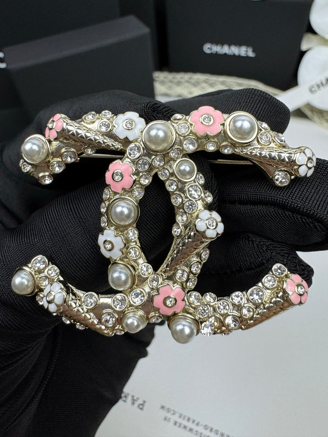 [Resenly Jewelry] 26C ピンク＆ホワイト エナメル アイスクリームコーン ダブルC ブローチ