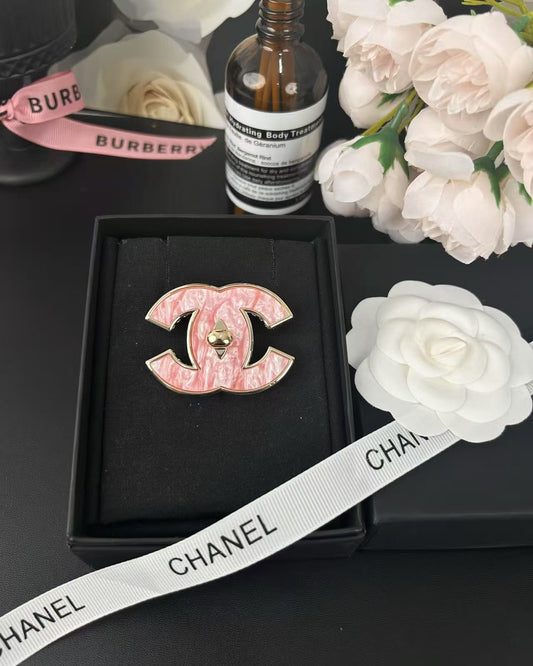 [Resenly Jewelry]Pink Resin Classic Brooch 5cm