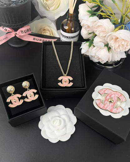 [Resenly Jewelry]Pink Resin Classic Brooch 5cm