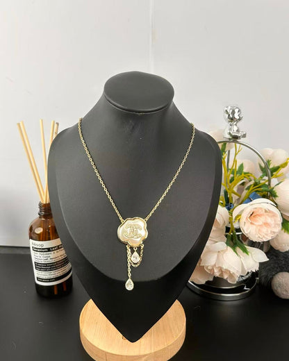 [Resenly Jewelry]Cloud Pearl Mother-of-Pearl Diamond Chain Pendant Necklace