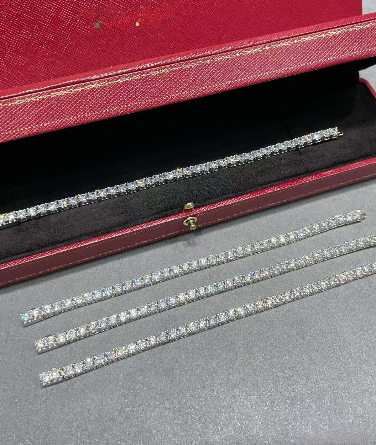 [Resenly Jewelry]TENNIS BRACELET WITH FULL DIAMOND SETTING