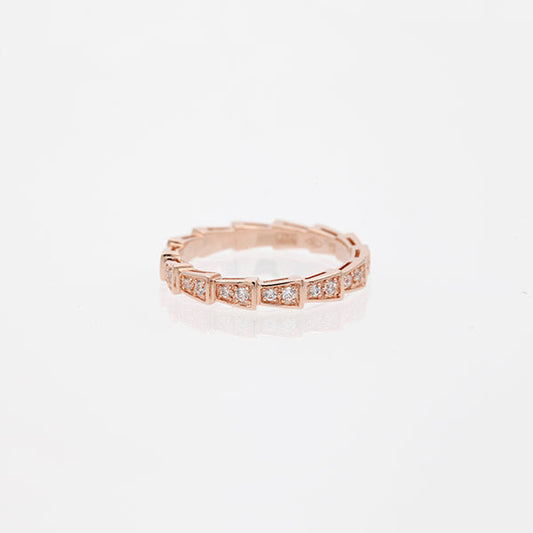 {
"[Resenly Jewelry]SERPENTI RING PINK GOLD DIAMOND PAVED 3MM": "【レゼンリー・ジュエリー】セルペンティ リング ピンクゴールド ダイヤモンドパヴェ 3mm"
}