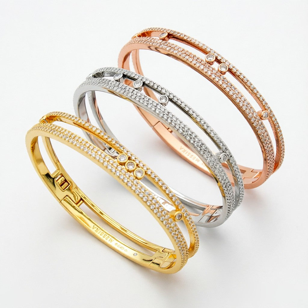 {
  "Resenly Jewelry": "レゼンリー・ジュエリー",
  "Move Romane pavé bangle": "ムーヴ ロマーヌ パヴェ バングル"
}