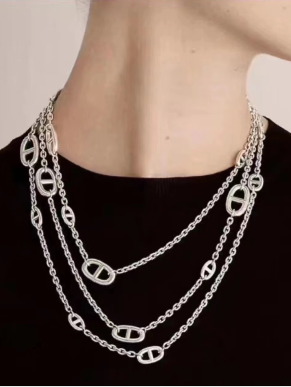 {
"Resenly Jewelry": "Resenly Jewelry",
"Classic Silver Sweater Chain": "クラシック・シルバー・セーターチェーン"
}