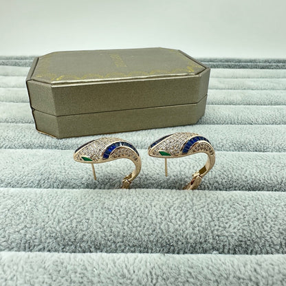 {
"Resenly Jewelry": "Resenly Jewelry",
"FULL STONE TWO-TONE SNAKE EARRING STUDS": "フルストーン ツートーン スネーク スタッドピアス"
}