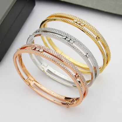 {
  "Resenly Jewelry": "レゼンリー・ジュエリー",
  "Move Romane pavé bangle": "ムーヴ ロマーヌ パヴェ バングル"
}