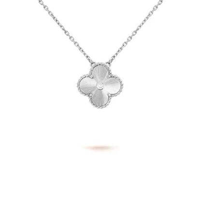 [Resenly Jewelry]CLOVER 15MM ダイヤモンドレーザーネックレス シルバー