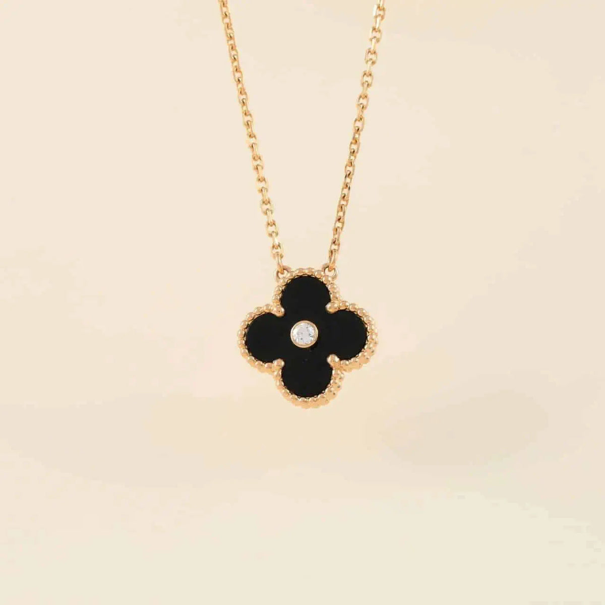 {
"Resenly Jewelry": "Resenly Jewelry",
"CLOVER 15MM DIAMOND ONYX NECKLACE": "クローバー 15mm ダイヤモンド オニキス ネックレス"
}