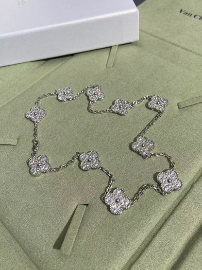 {
  "Resenly Jewelry": "Resenly Jewelry",
  "CLOVER 10 MOTIFS  FULL DIAMOND NECKLACE": "クローバー 10モチーフ フルダイヤモンド ネックレス"
}