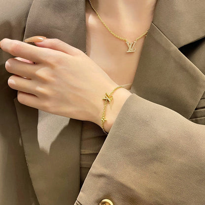 [Resenly Jewelry] ロゴスターモチーフ ゴールドブレスレット
